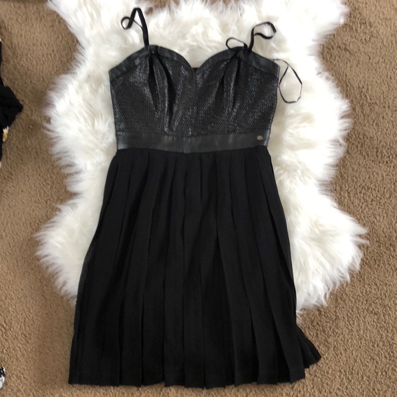 GUESS mini dress - Picture 1 of 3